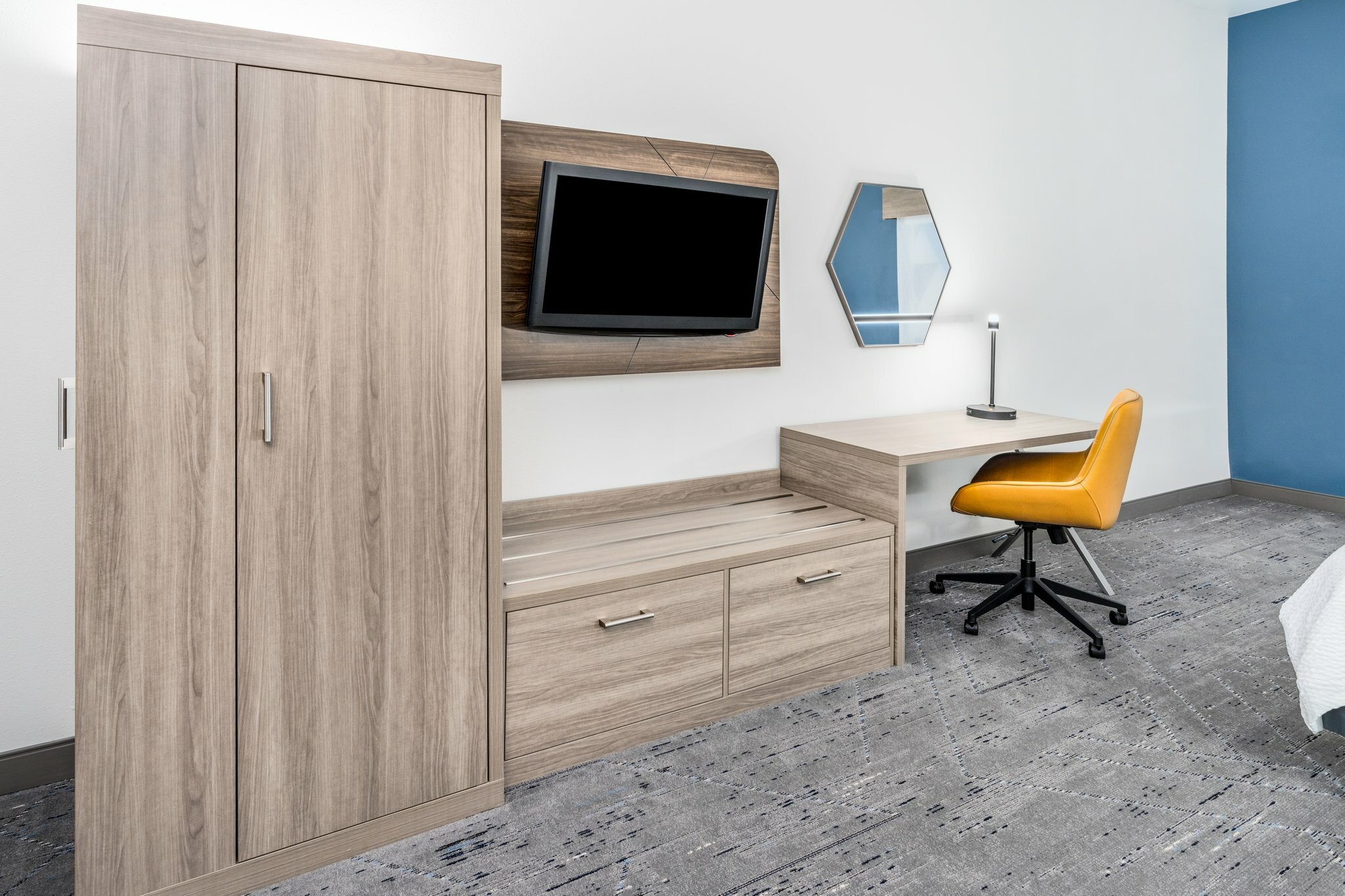 Фото Holiday Inn Express Hotel & Suites Denver North - Thornton, an Ihg Hotel