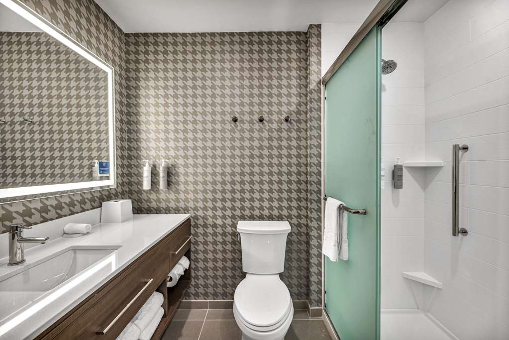 Фото Home2 Suites by Hilton Raleigh State Arena