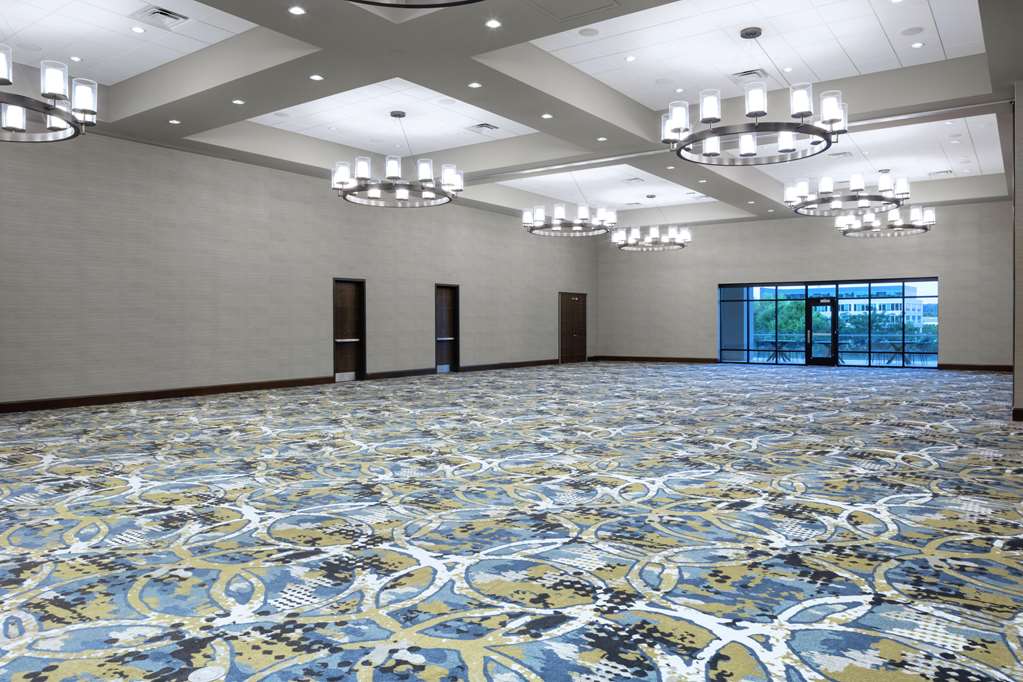 Фото Embassy Suites by Hilton Grand Rapids Downtown, Mi