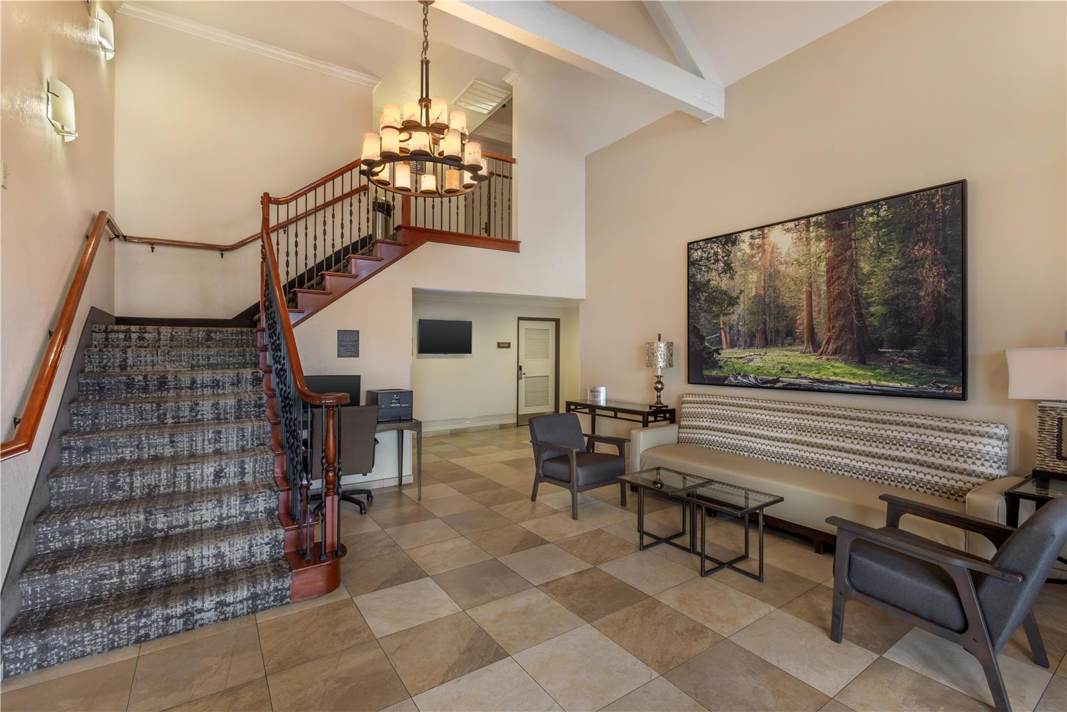 Фото Best Western Town & Country Lodge