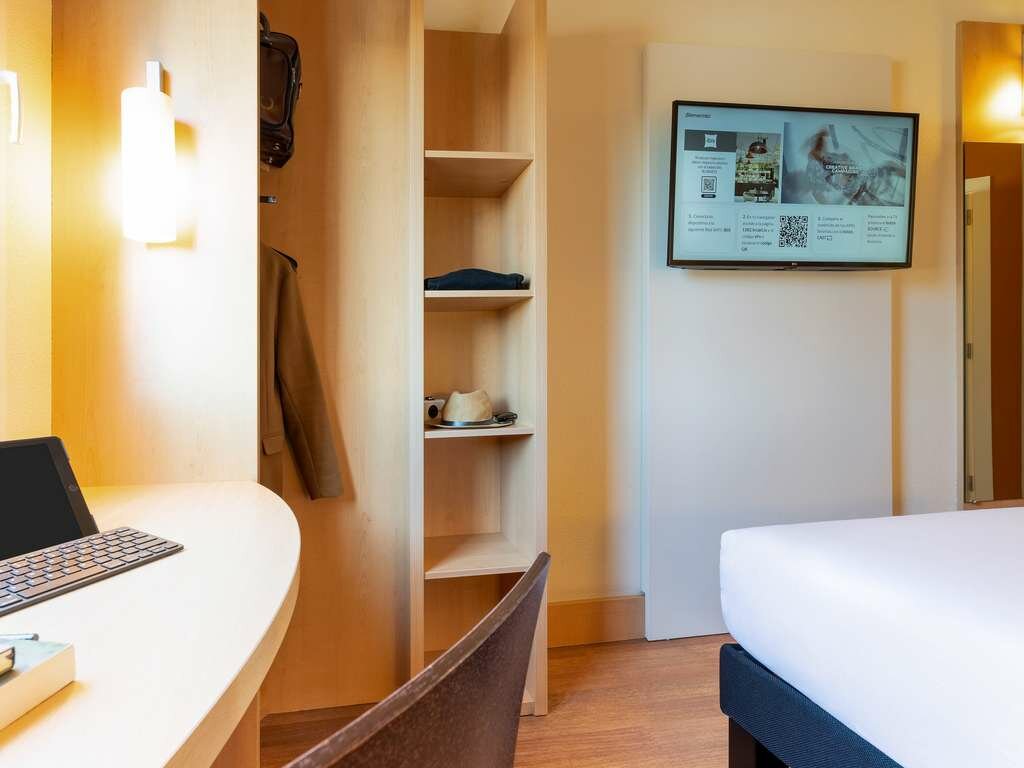 Фото Ibis Madrid Calle Alcalá