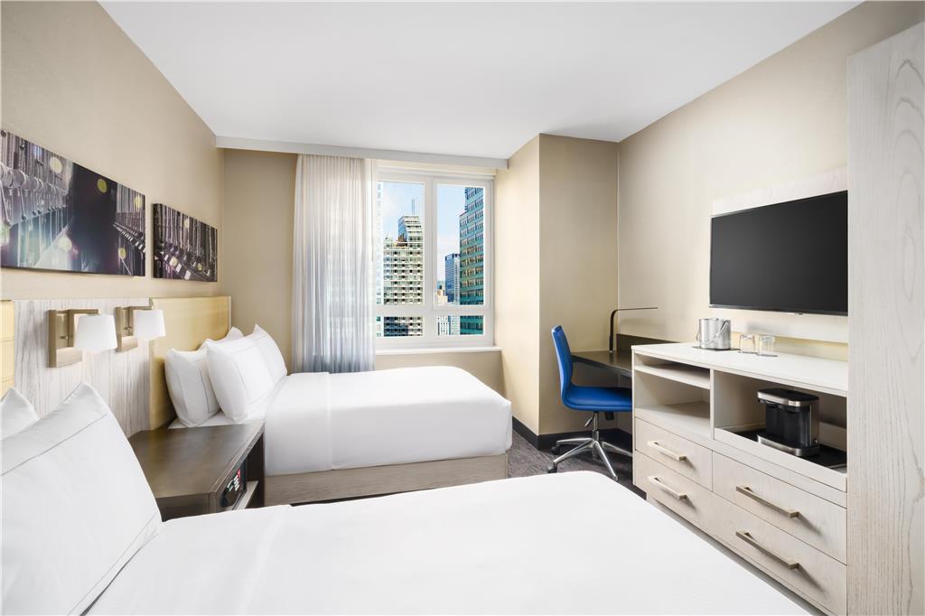 Фото DoubleTree by Hilton New York Times Square West