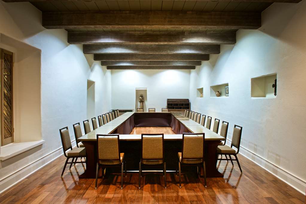 Фото Hilton Santa Fe Historic Plaza