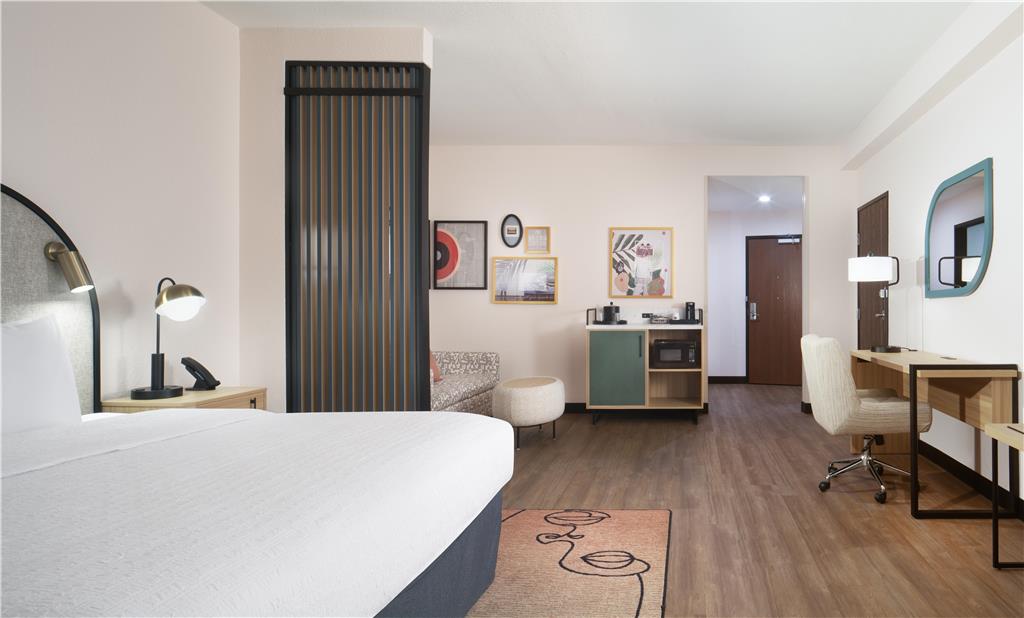 Фото Comfort Suites At Fairgrounds - Casino