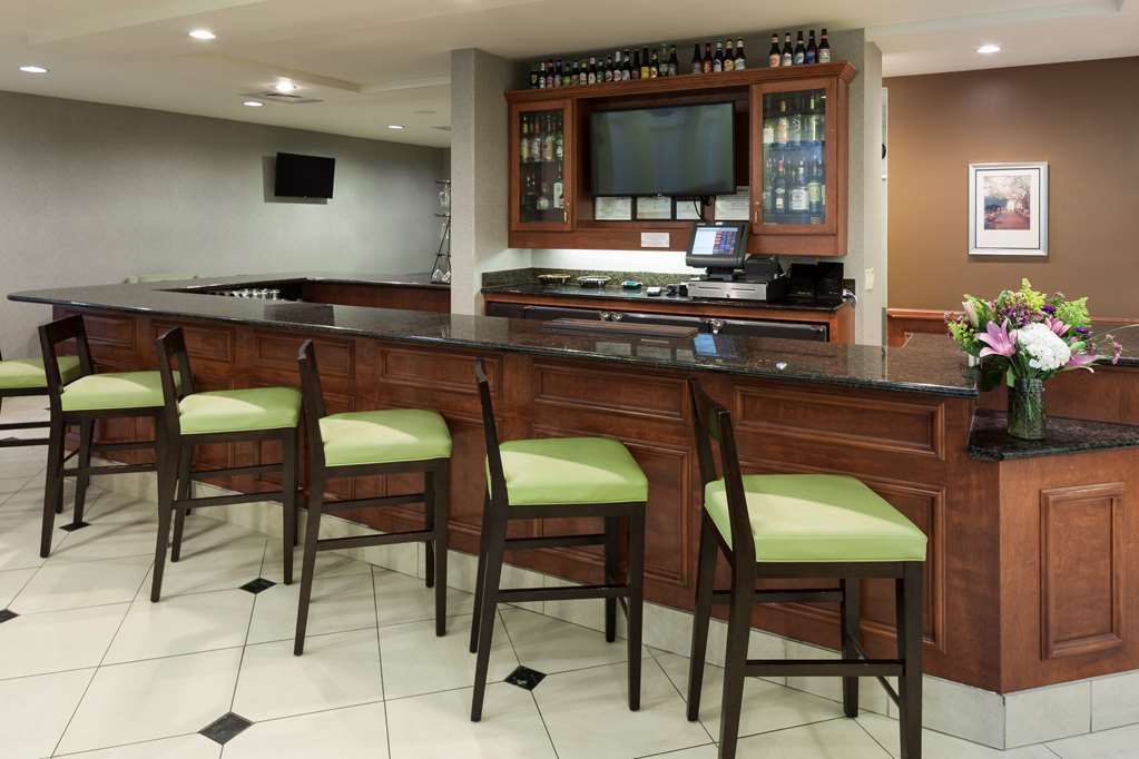 Фото Hilton Garden Inn Austin North