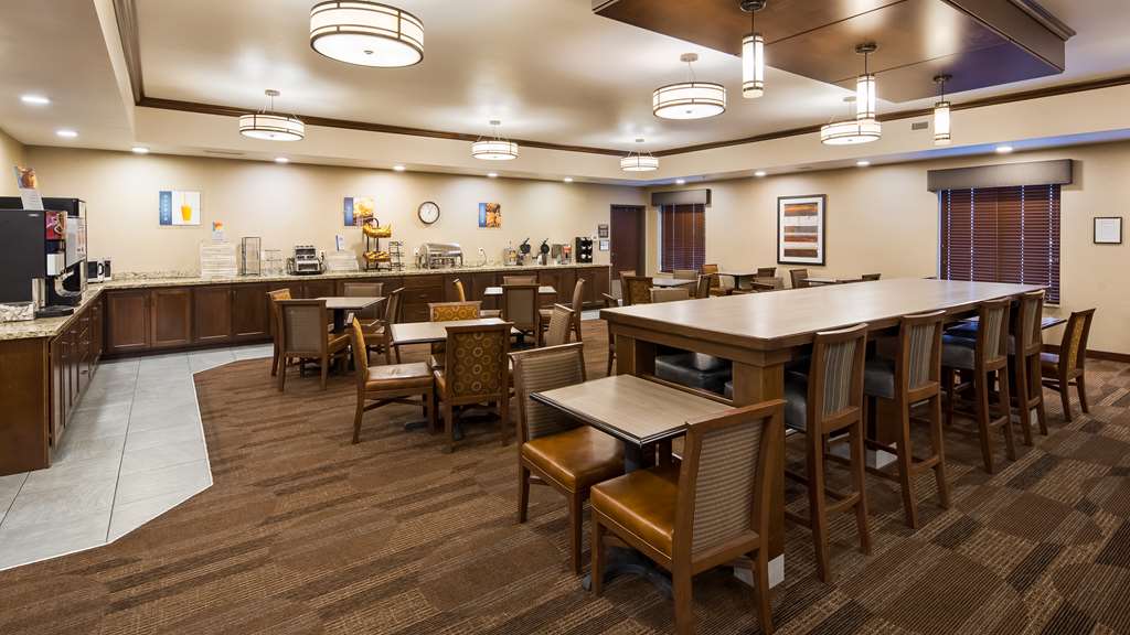 Фото Best Western Plus Lincoln Inn & Suites