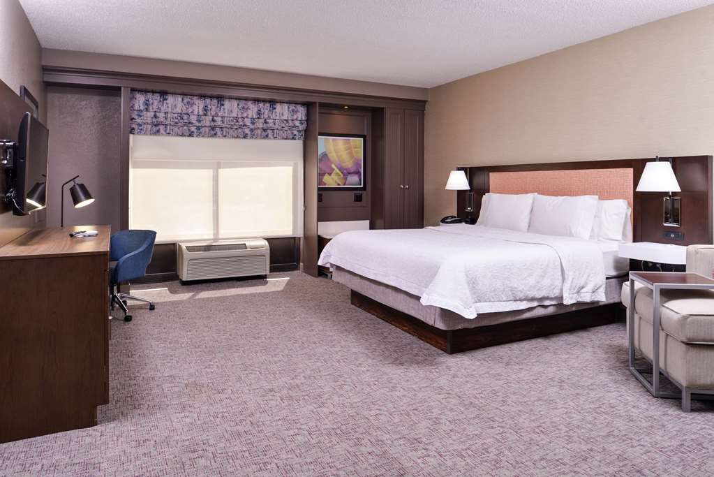 Фото Hampton Inn Albuquerque University Midtown