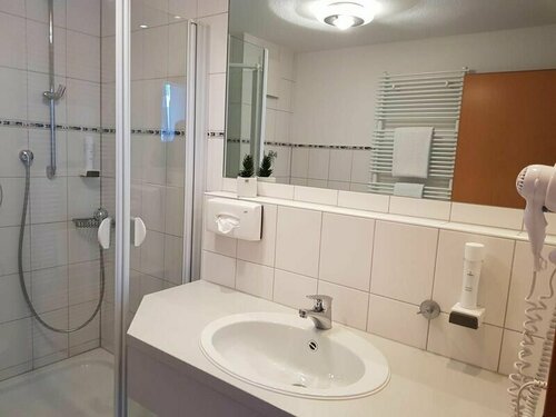 Гостиница Hotel Habana в Алене