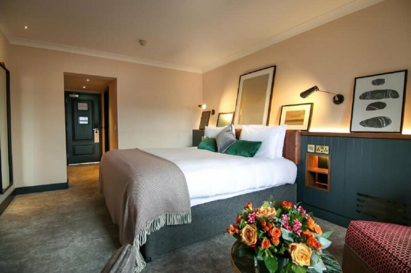 Гостиница The Alex Hotel Dublin в Дублине