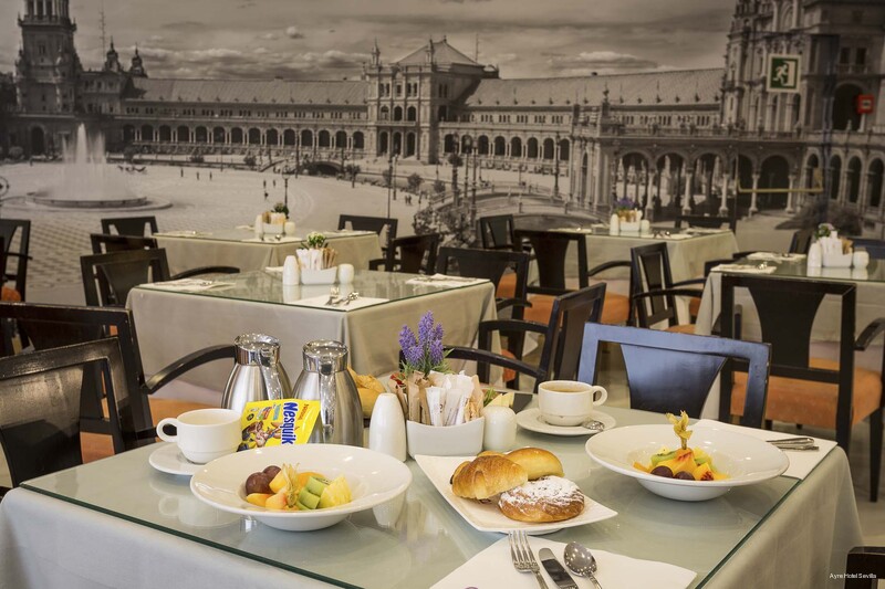 Фото Ayre Hotel Sevilla