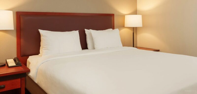 Фото Larkspur Landing Renton - An All-Suite Hotel