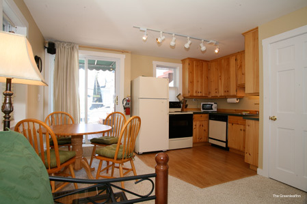 Фото Green Leaf Inn