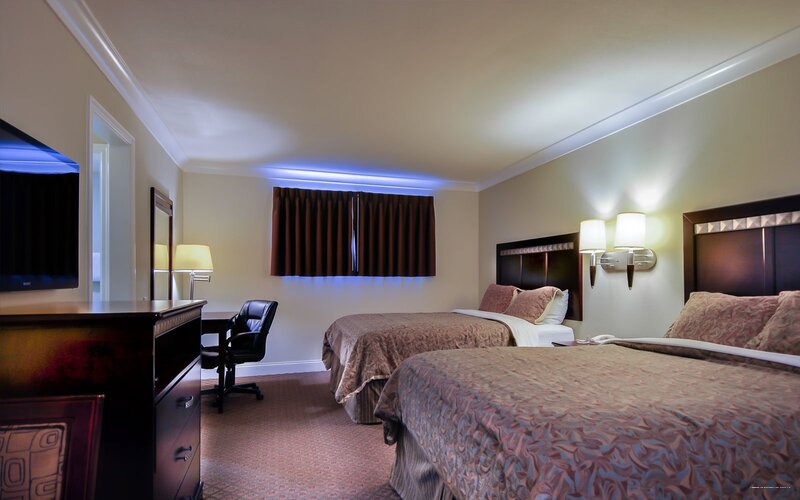 Фото Vagabond Inn Buttonwillow North I-5