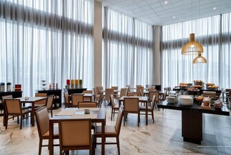Фото Courtyard by Marriott Rio De Janeiro Barra da Tijuca