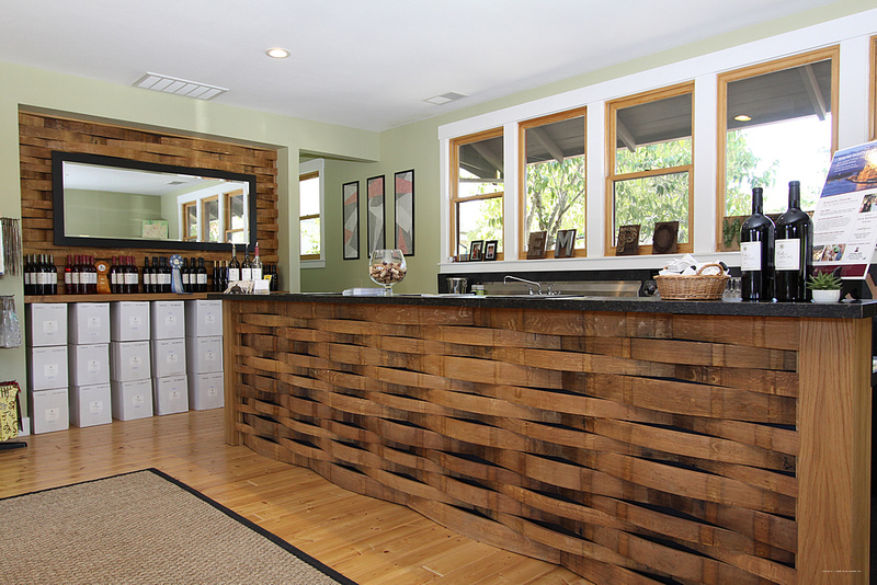 Фото Kelley & Young Wine Garden Inn