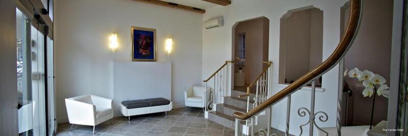 Фото The Varden Hotel