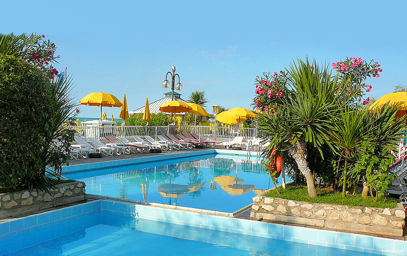 Фото Hotel Majestic