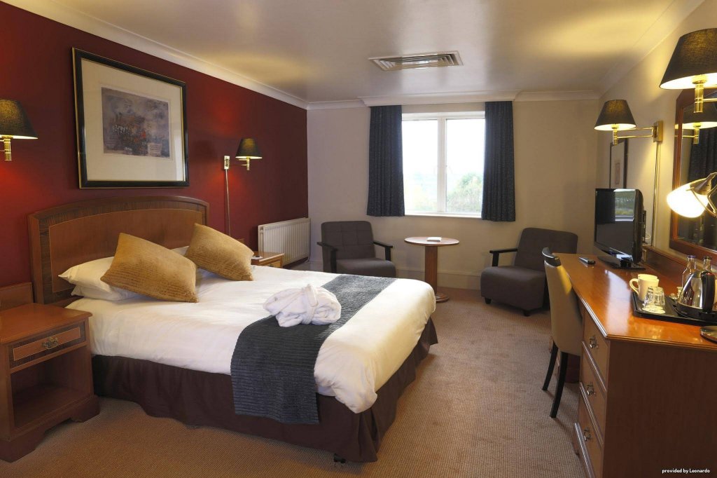 Фото DoubleTree by Hilton Stoke on Trent