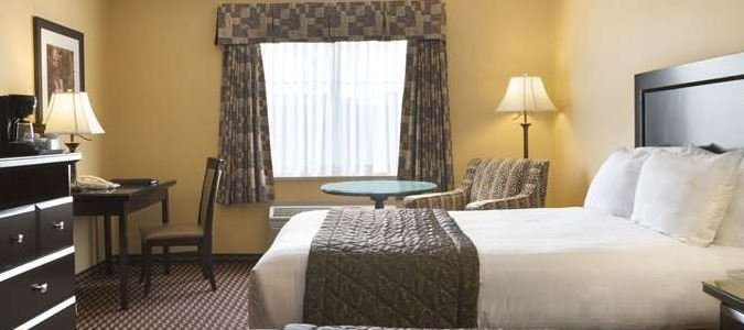 Фото Ramada by Wyndham Surrey/Langley