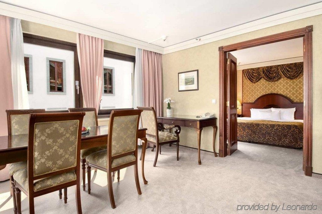 Фото отеля 4