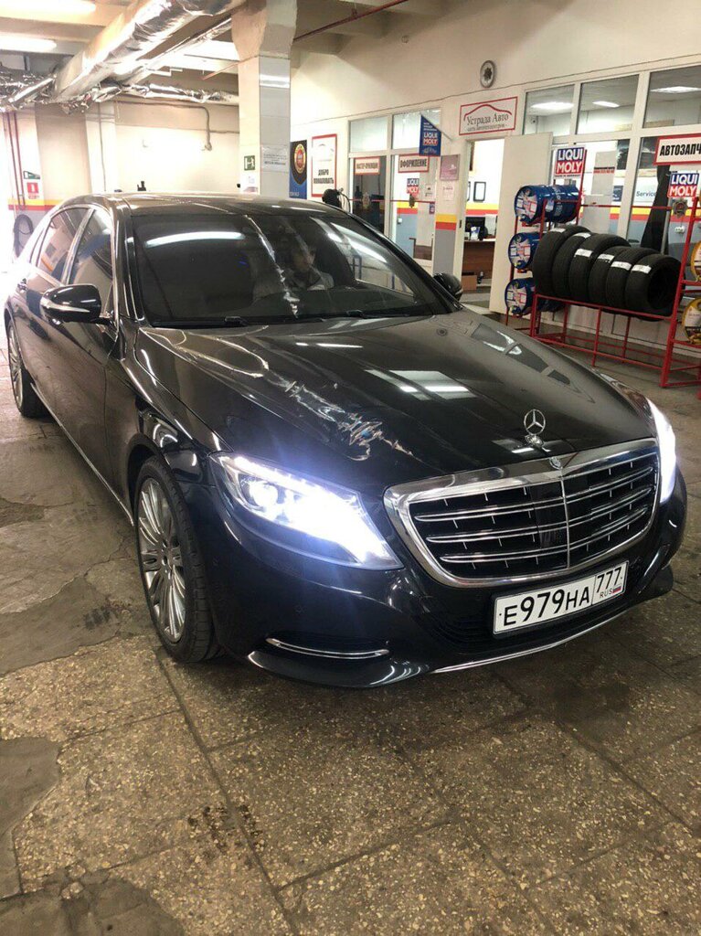 Car service, auto repair Mercedes Service, Moscow, photo