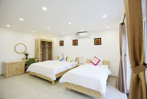 Yellow Daisy Villa (Da Nang, Đà Nẵng City, Duy Tân), hotel