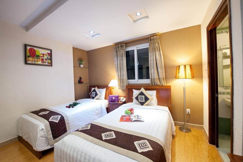 Фото Eden Garden Hotel