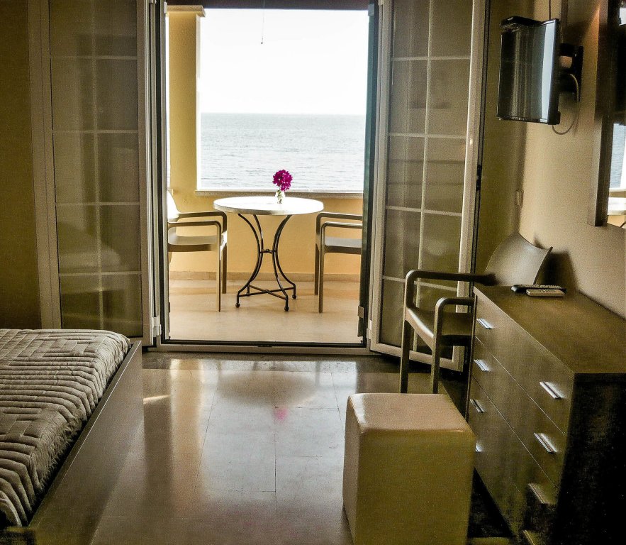 Фото Nissaki Bay