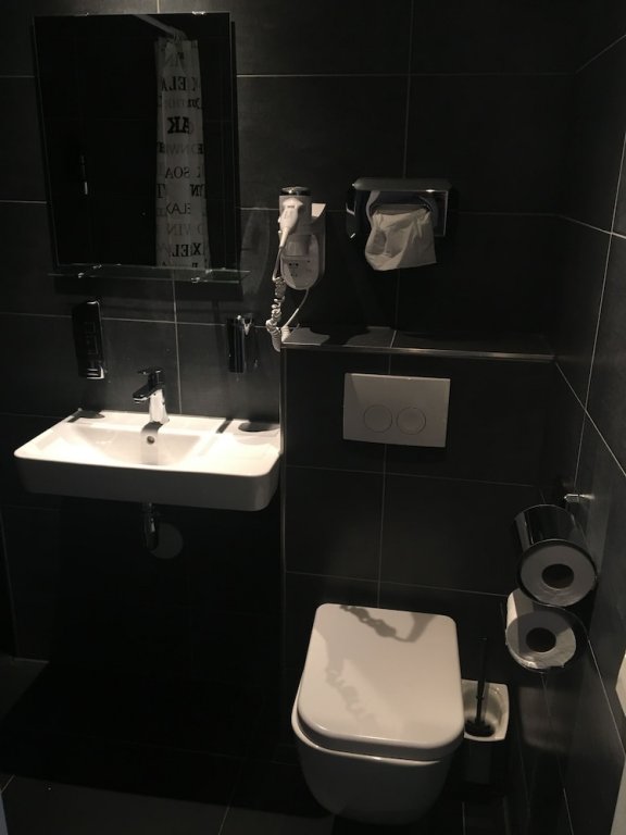 Фото Hotel Manofa