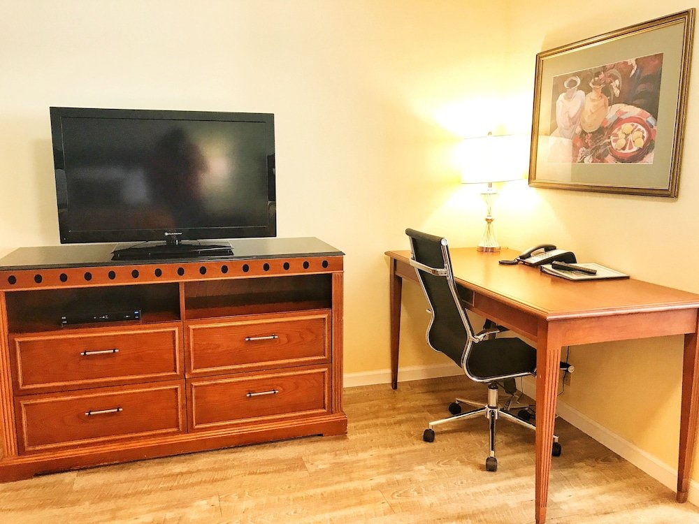 Фото The Old West Inn