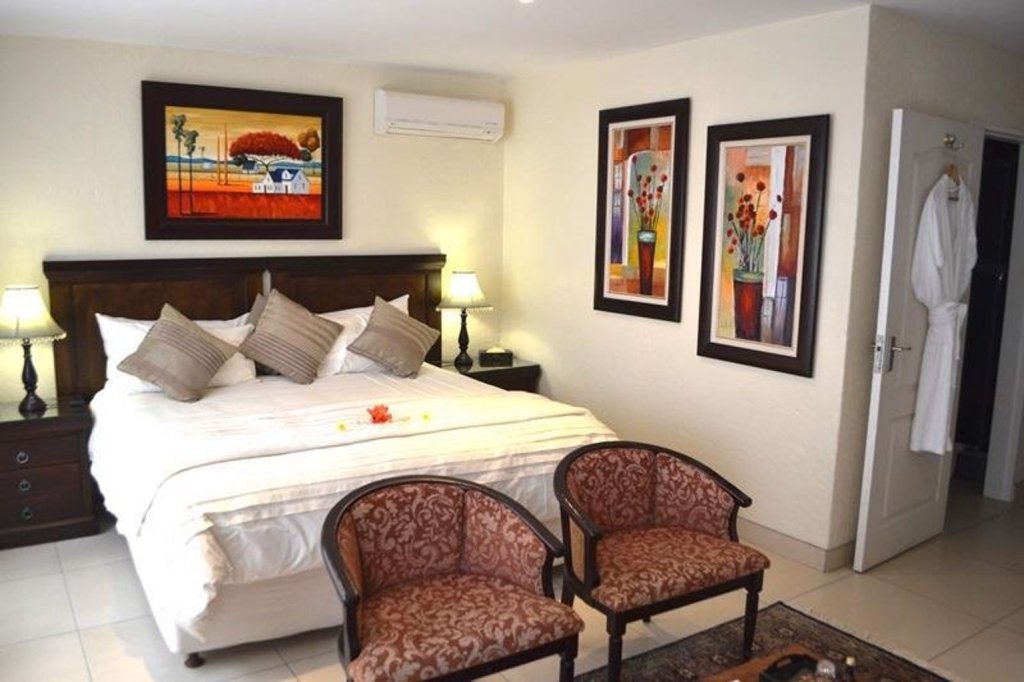 Фото Gallo Manor Country Lodge