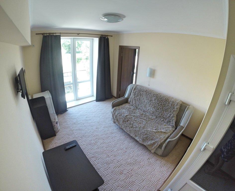 Фото Горлица