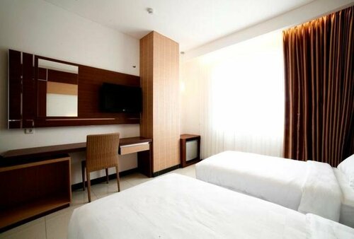 Гостиница Hotel Harmoni Tasikmalaya