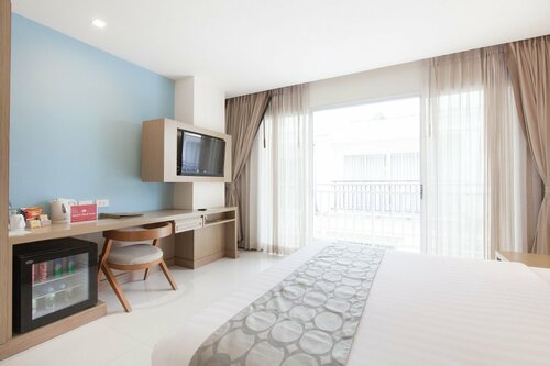 Гостиница Zen Premium Marlin Plaza Patong