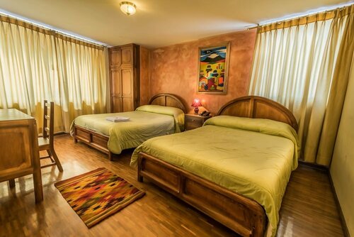 Хостел Hostal Andalucía в Кито
