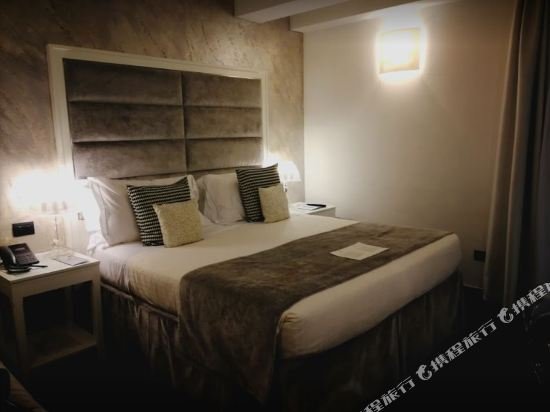 Фото Rivoli Boutique Hotel