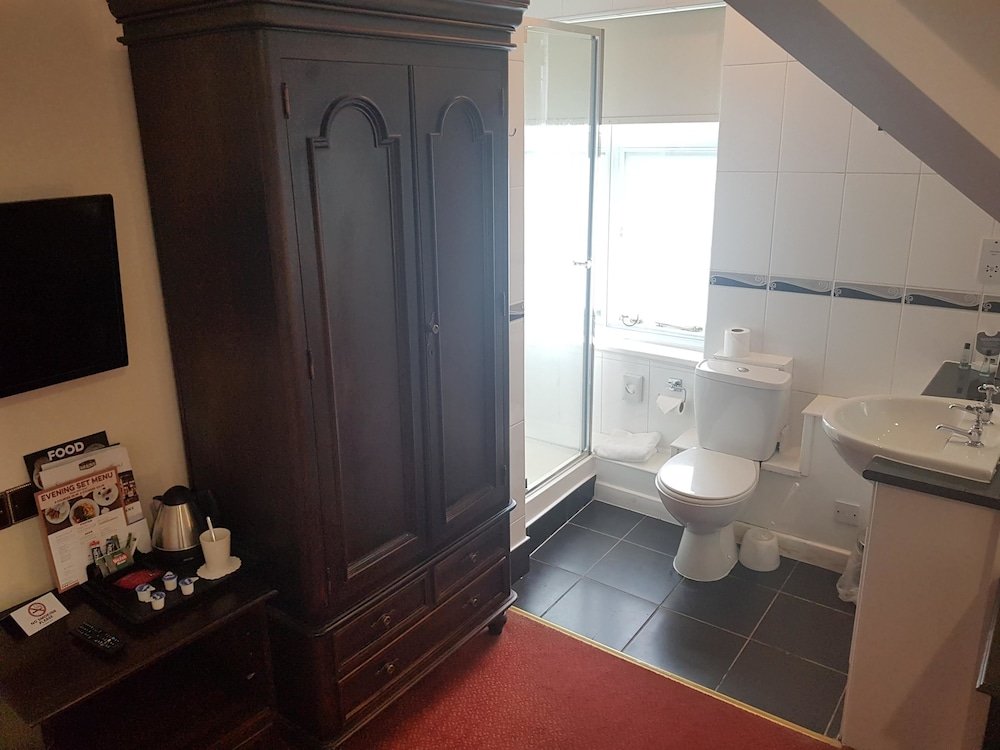 Фото White Lion Royal Hotel