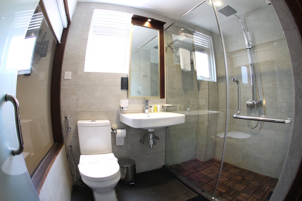 Фото Отель City Colombo 02