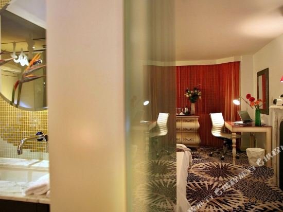 Фото The Luxe Manor