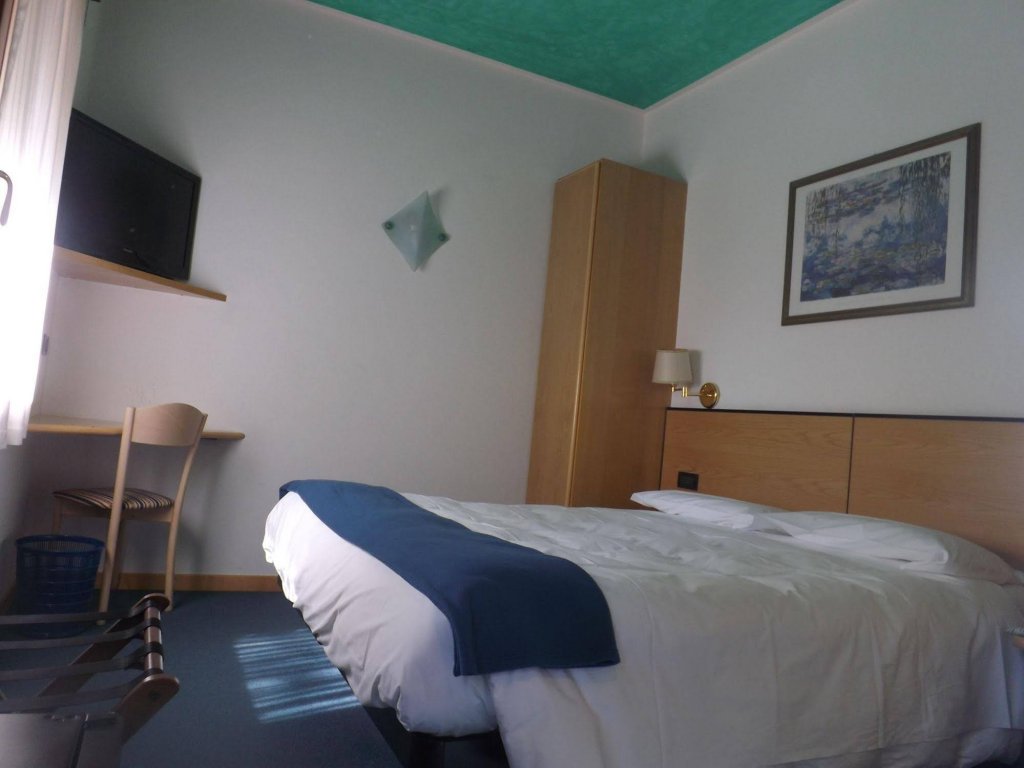 Фото Hotel Damodoro