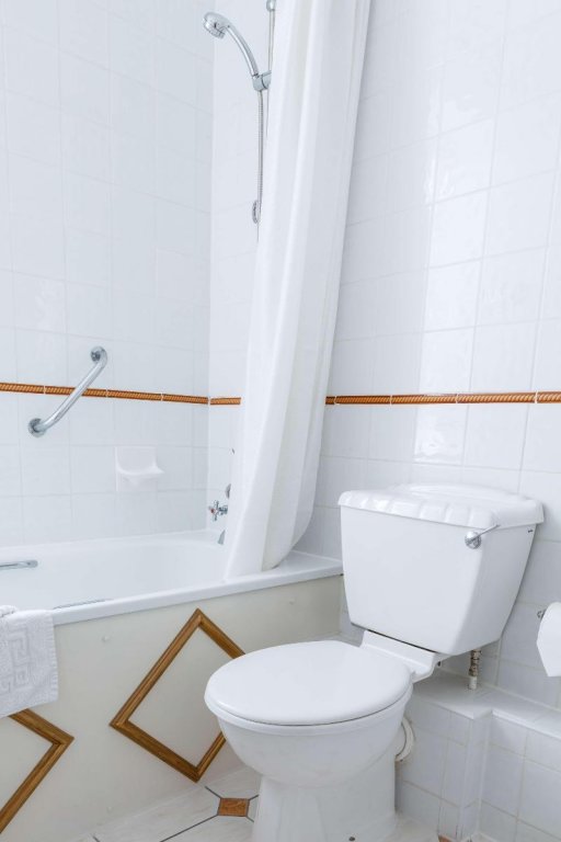 Фото Best Western Abbots Barton Hotel