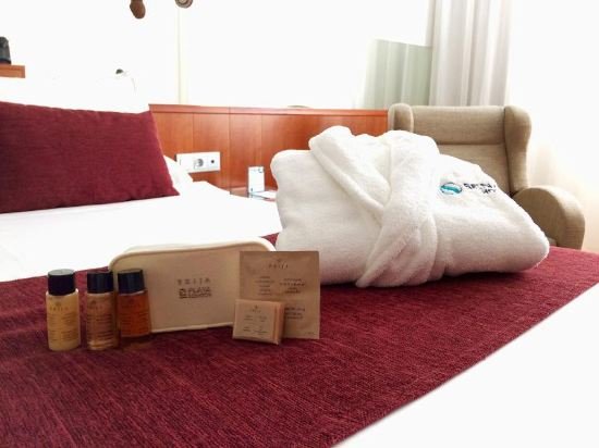 Фото Ilunion Les Corts SPA Barcelona