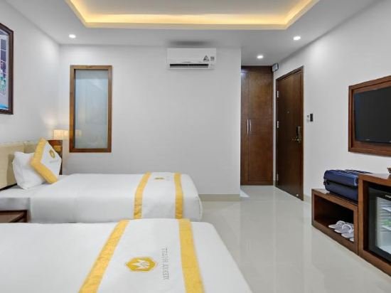 Фото Merry Hotel