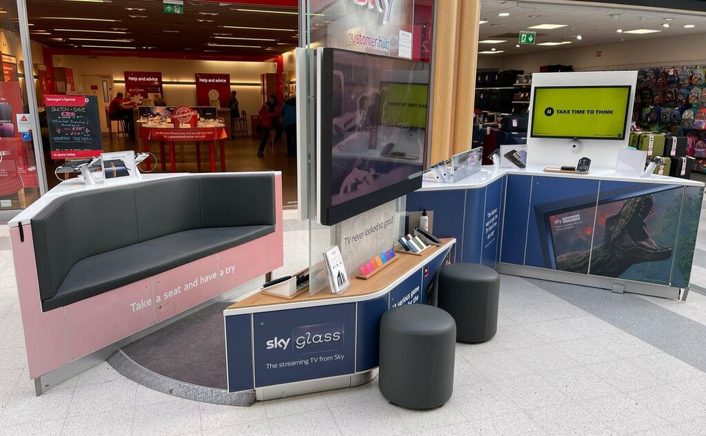 Mobile phone store Sky, Huddersfield, photo