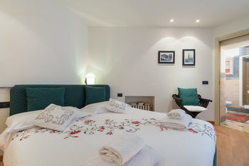 Фото At Home Heart of Milan - Manzoni