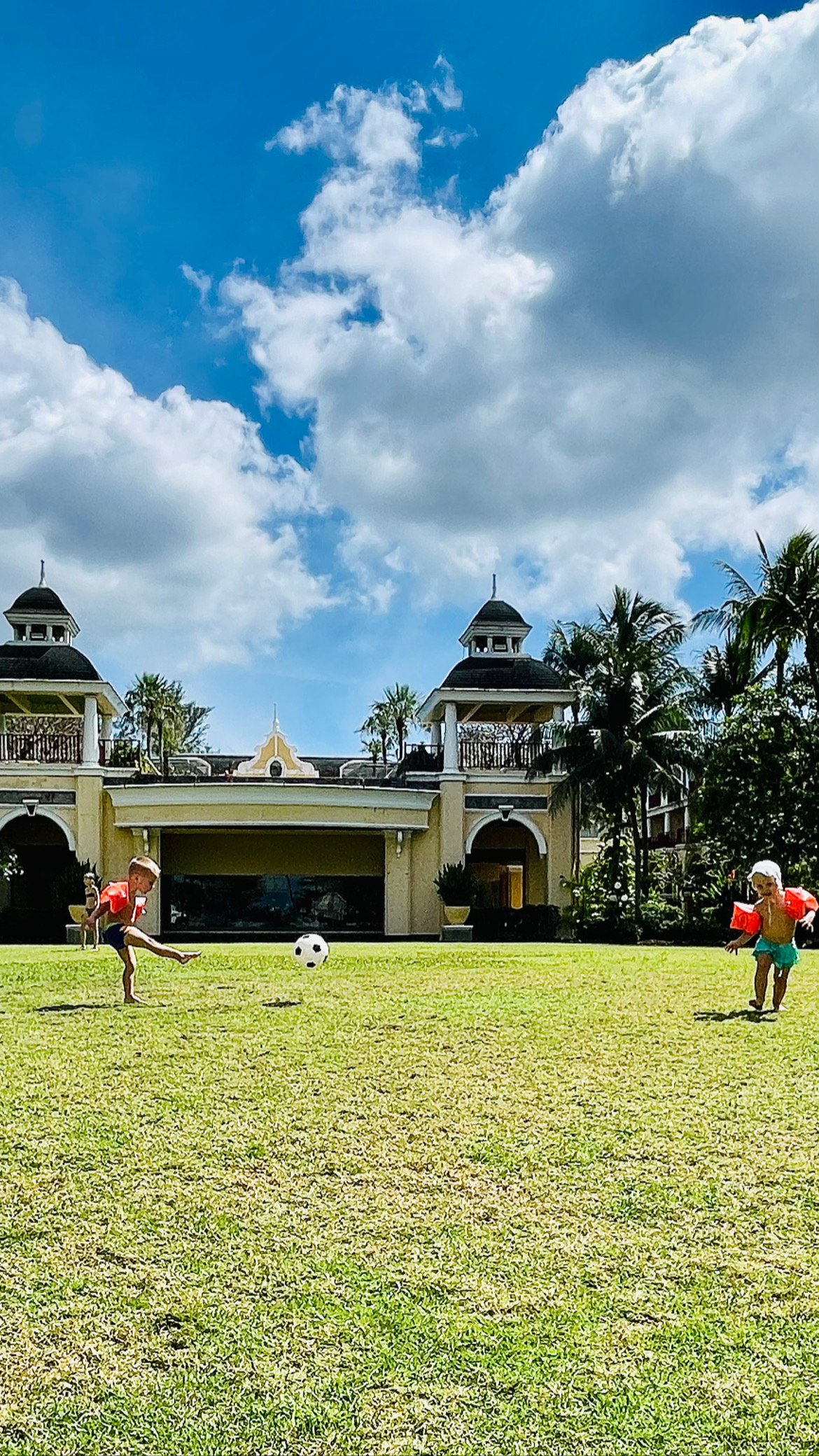 Фото Phuket Graceland Resort and SPA