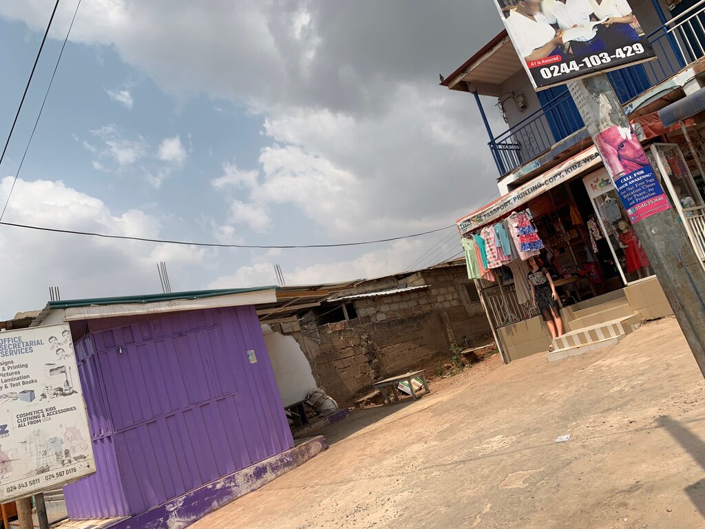 Graphic design studio Ml Graphics, Accra, photo