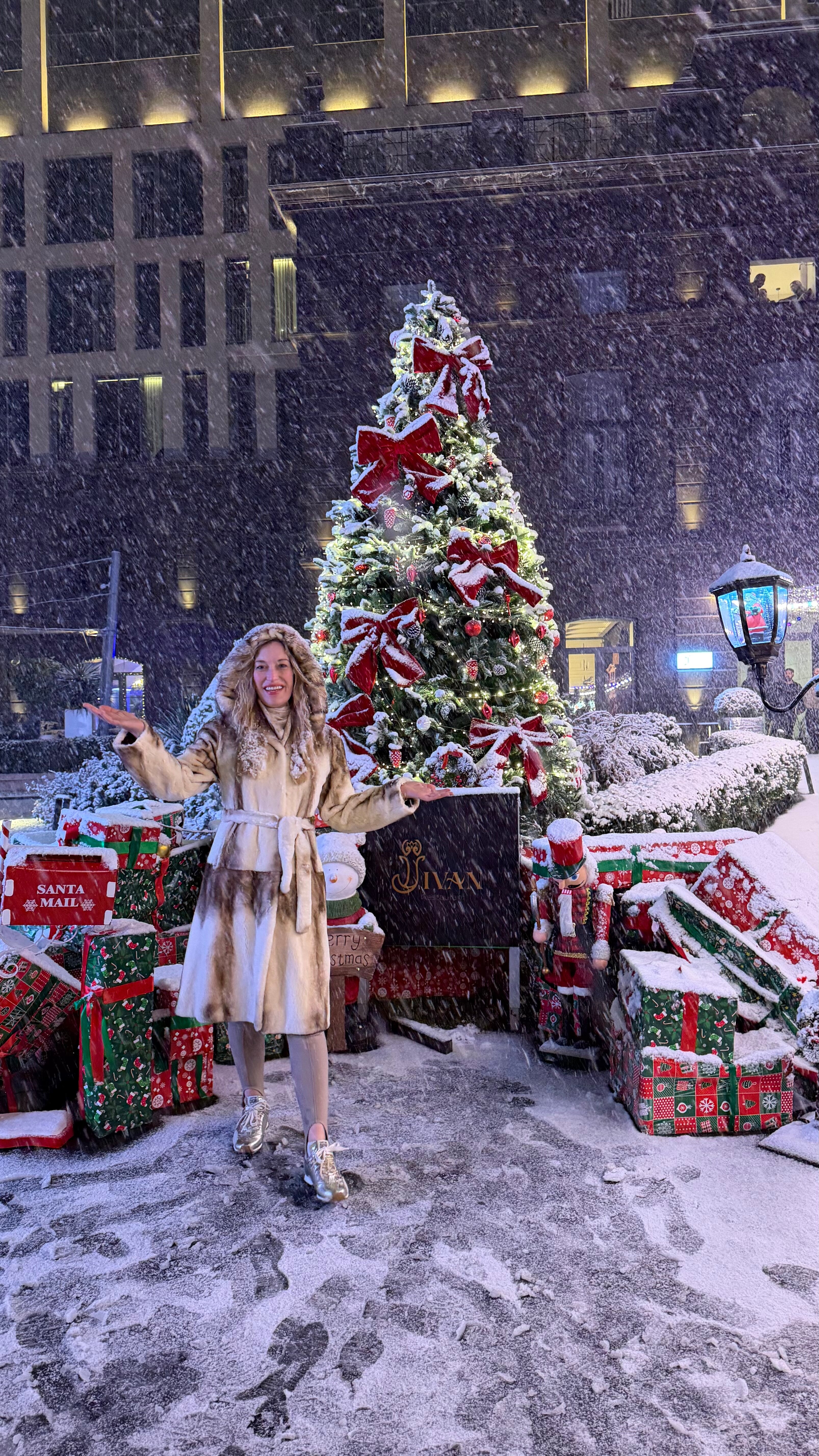 Фото Holiday Inn Yerevan Republic Square