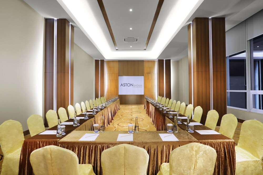 Фото Отель Aston Batam Hotel & Residences