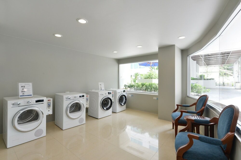 Фото Centre Point Sukhumvit 10